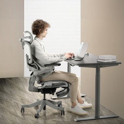 Προσαρμοσμένη καρέκλα γραφείου Boss Swivel με ρυθμιζόμενο υποστήριγμα ποδιών και υποστήριγμα χεριών από μέταλλο αλουμινίου